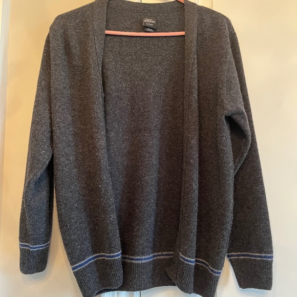 Authentic Ravenclaw Harry Potter Wool Cardigan - Picture 1 of 3